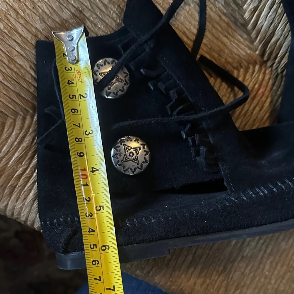 Minnetonka Black suede leather Moccasins with Decorative silver Buttons - Picture 8 of 12